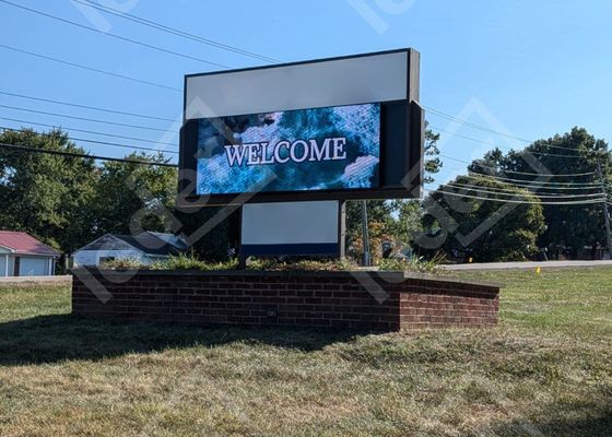120°/60° Στροφή προβολής Πίνακες διαφημίσεων LED Δουλειά τάση DC5V Μέση κατανάλωση ενέργειας 860w/m2 για αποτελεσματική διαφήμιση