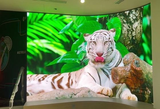 Καλή τιμή 640x640mm ενοικιαζόμενο πάνελ 3840Hz υψηλή ανανέωση Kinglight SMD πλήρες χρώμα υπερ λεπτή LED οθόνηp2.5,3840hz ανανεωτικό ρυθμό, κάρτα Novastar σε απευθείας σύνδεση