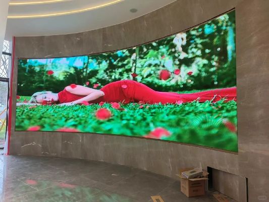 320*160mm SMD LED οθόνη 62500 Dot Density and 000 Hours Life Time για μακροχρόνια απόδοση