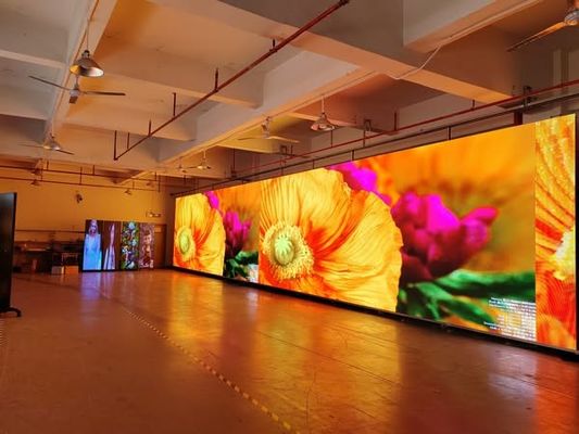 Εξωτερική Έγχρωμη Οθόνη LED 5500 Φωτεινότητας 250000 κουκκίδες/τ.μ. Πυκνότητα κουκκίδων για Εξωτερικές Διαφημιστικές Λύσεις
