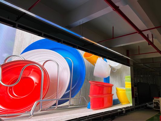 Προχωρημένη τεχνολογία COB Full Flip-Chip Fine Pitch Led Display μικρότερη απόσταση των pixel 3840Hz Refresh led οθόνη βίντεο