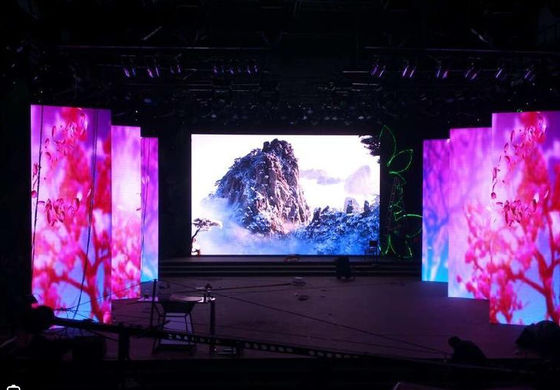 Ανθεκτική στις καιρικές συνθήκες εξωτερική πολυχρωματική μονάδα οθόνης LED Μέγεθος 250*250mm Μέγεθος ντουλαπιού 500*1000MM