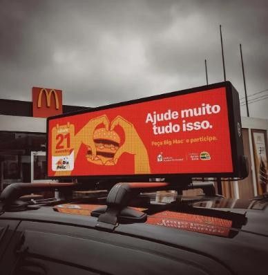 Προσαρμόσιμη Οθόνη LED Οχήματος με Λειτουργία Εμφάνισης Κινούμενων Σχεδίων και Ανάλυση Οθόνης 192*64 κουκκίδων