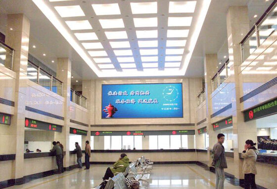 Καλή τιμή Οθόνη LED εσωτερικού χώρου p2.5 p3 πλήρους χρώματος και ρύθμιση χρώματος για προσαρμοσμένες ρυθμίσεις οθόνης σε απευθείας σύνδεση
