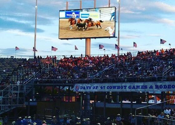 P8 Outdoor Led Video Wall P8 διαφημιστική πινακίδα εξωτερικού χώρου με οθόνη LED υψηλής φωτεινότητας