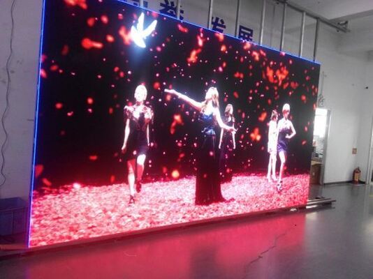 Καλή τιμή εσωτερική ντουλάπα p2 640x640mm οθόνη led βίντεο τοίχου με ρυθμό ανανέωσης 3840hz και φωτεινότητα 600 σε απευθείας σύνδεση