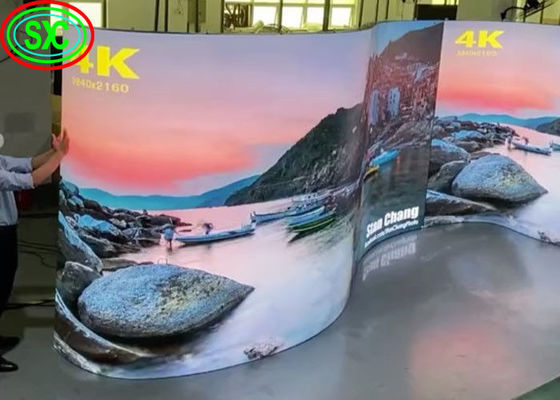 Εσωτερικός οδηγημένος τηλεοπτικός τοίχος 500X500mm SMD2121 1200cd/m2 P3.91