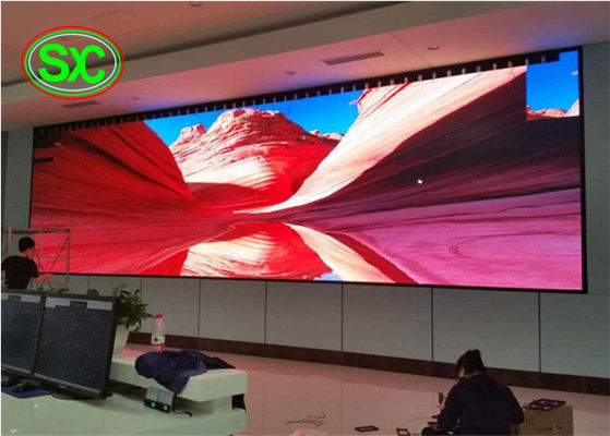 Καλή τιμή Οθόνη LED SMD εσωτερικού χώρου HD P2.5mm, πάνελ τοίχου βίντεο LED με 160000 κουκκίδες/τ.μ. σε απευθείας σύνδεση