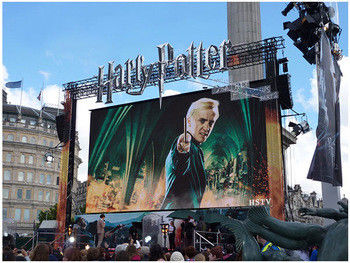 Καλή τιμή P2.5 Ultra-thin COB LED Screen Waterproof Rental LED Video Wall 640*640MM Μέγεθος σε απευθείας σύνδεση