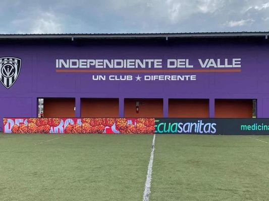 Υπαίθρια οδηγημένη ποδόσφαιρο οθόνη 5500nits SMD3535 P10 για τον αθλητισμό