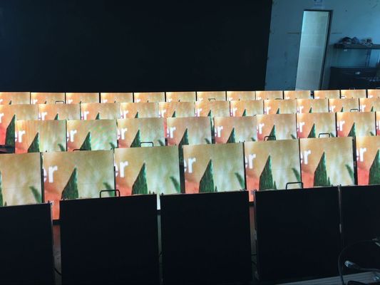 RGB οθόνες των σκηνικών οδηγήσεων SMD P3.9, ψήφισμα ενότητας επίδειξης 64x64 των εσωτερικών οδηγήσεων SMD