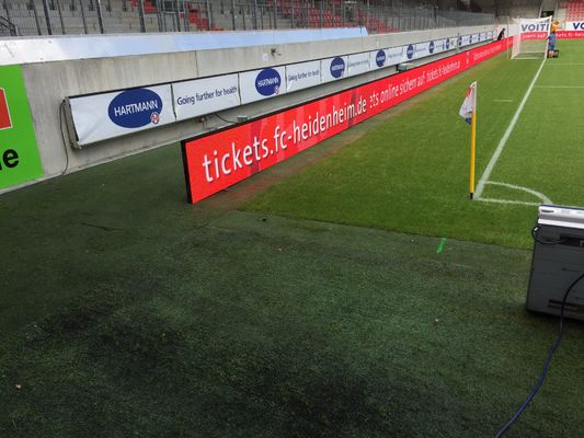 Καλή τιμή η υπαίθρια μαλακή ενότητα p10 με την αδιάβροχη 7000cd αθλητική περίμετρο 960x960mm οδήγησε την επίδειξη, αδιάβροχη, 1920hz, καλή ποιότητα σε απευθείας σύνδεση